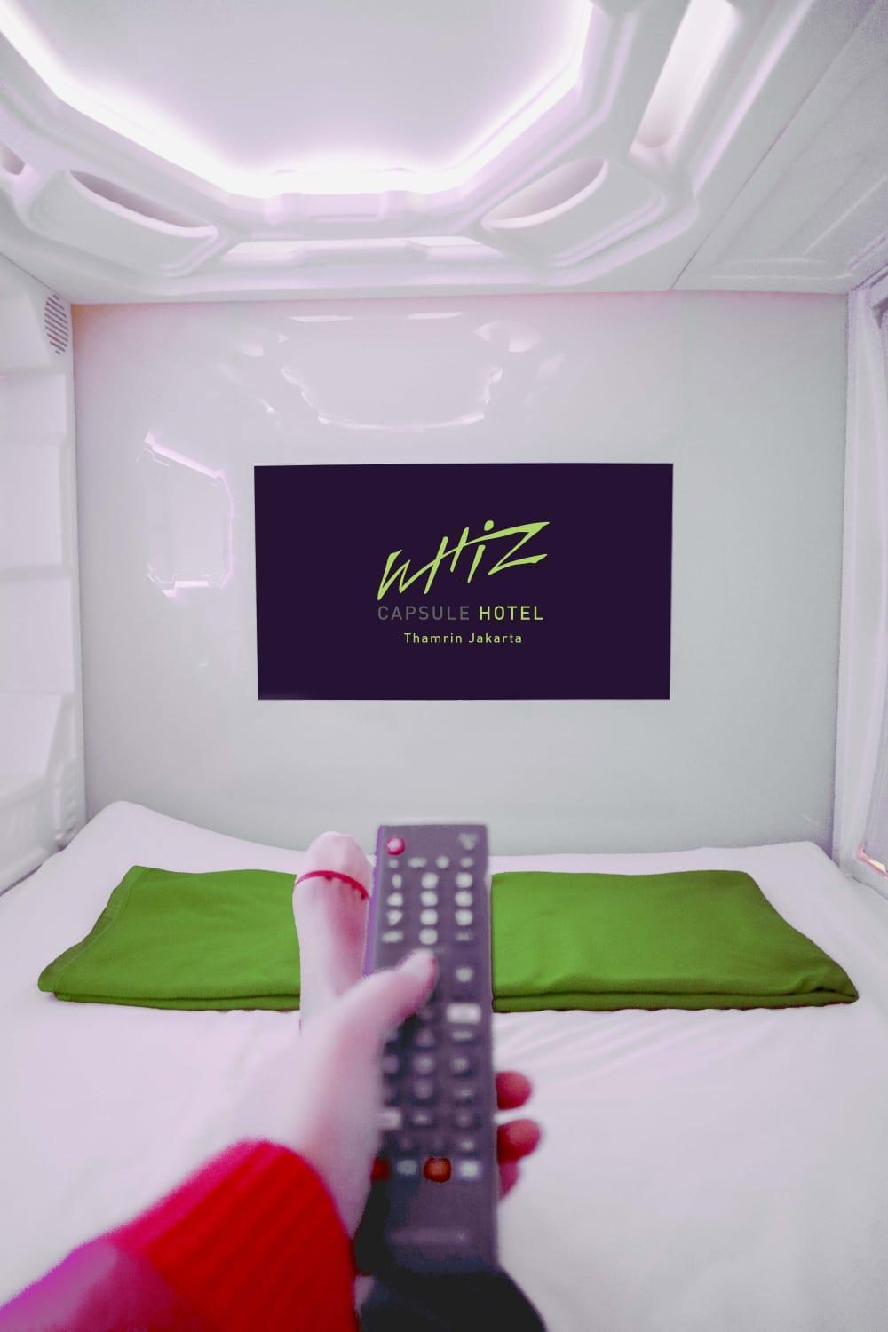 Whiz Capsule Hotel Thamrin Jakarta Exterior photo